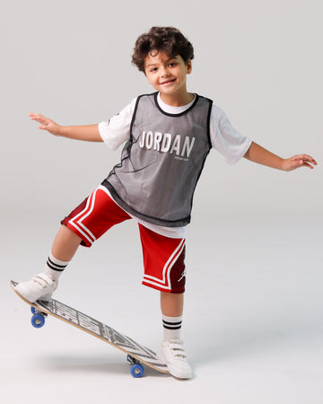 Jordan Basketball Boys' Set – Mesh Tank Over White Tee & Red Shorts