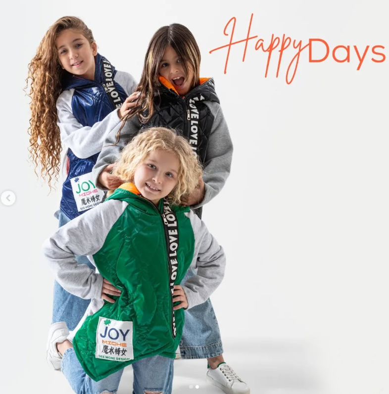 Girls Green & Grey Jacket – Bold Mix with Sporty Street Style
