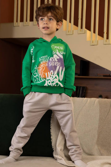 Graffiti Vibes Boys’ Green Hoodie Set – Stylish & Cozy