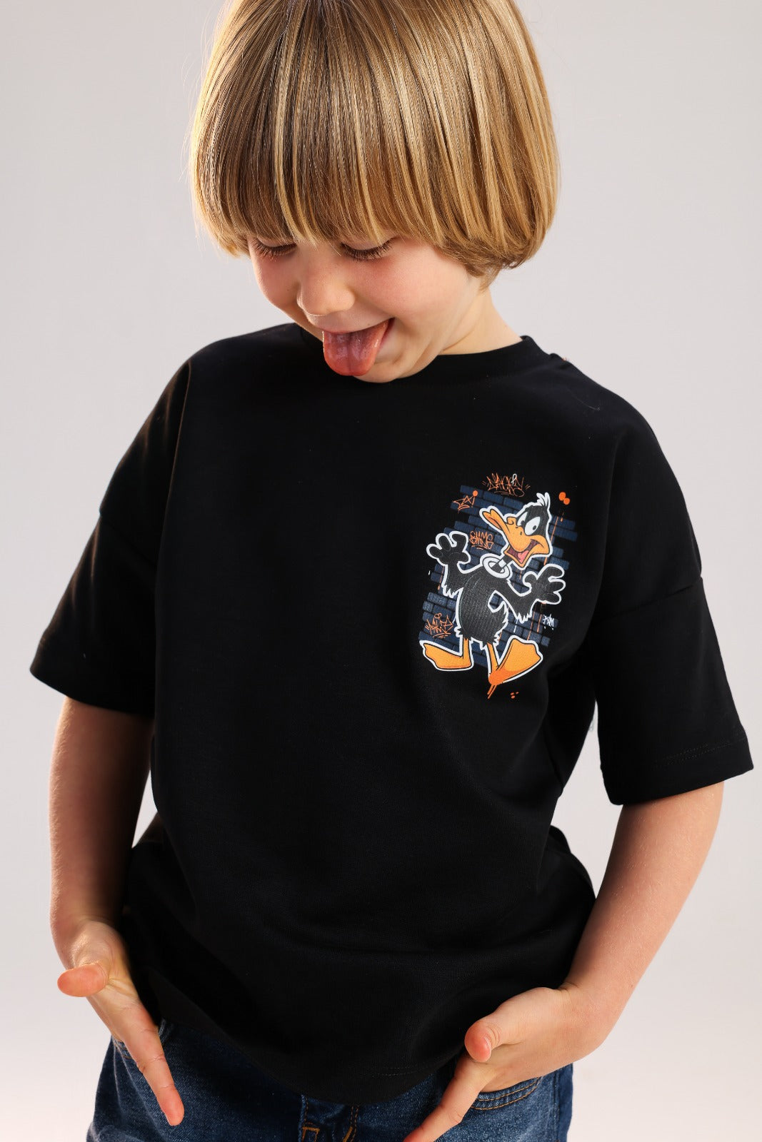 Boys Pocket Graphic T-Shirt & Denim Shorts Set – Casual Summer Outfit