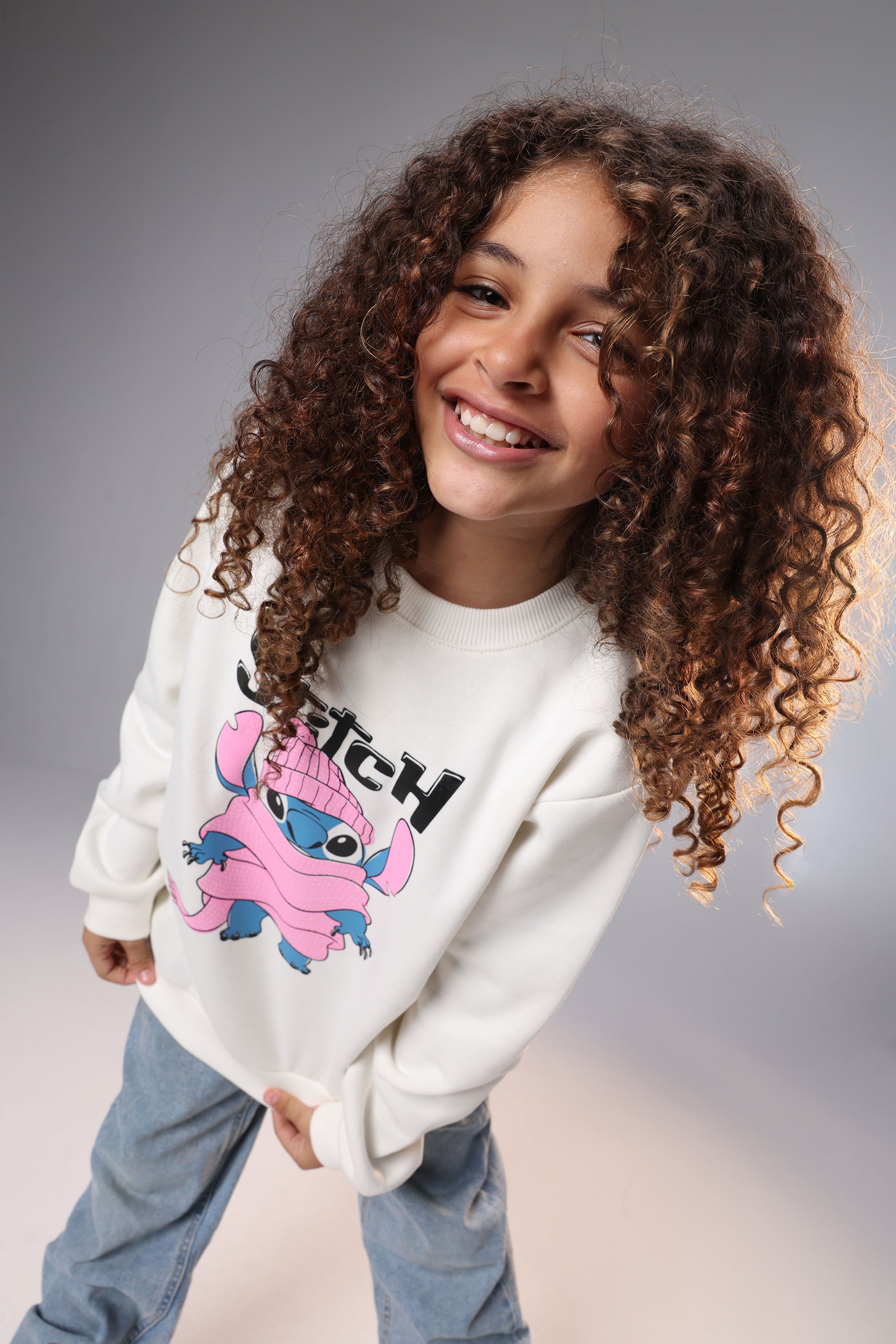 سويت شيرت وردي فاتح - ملابس رياضية ويومية