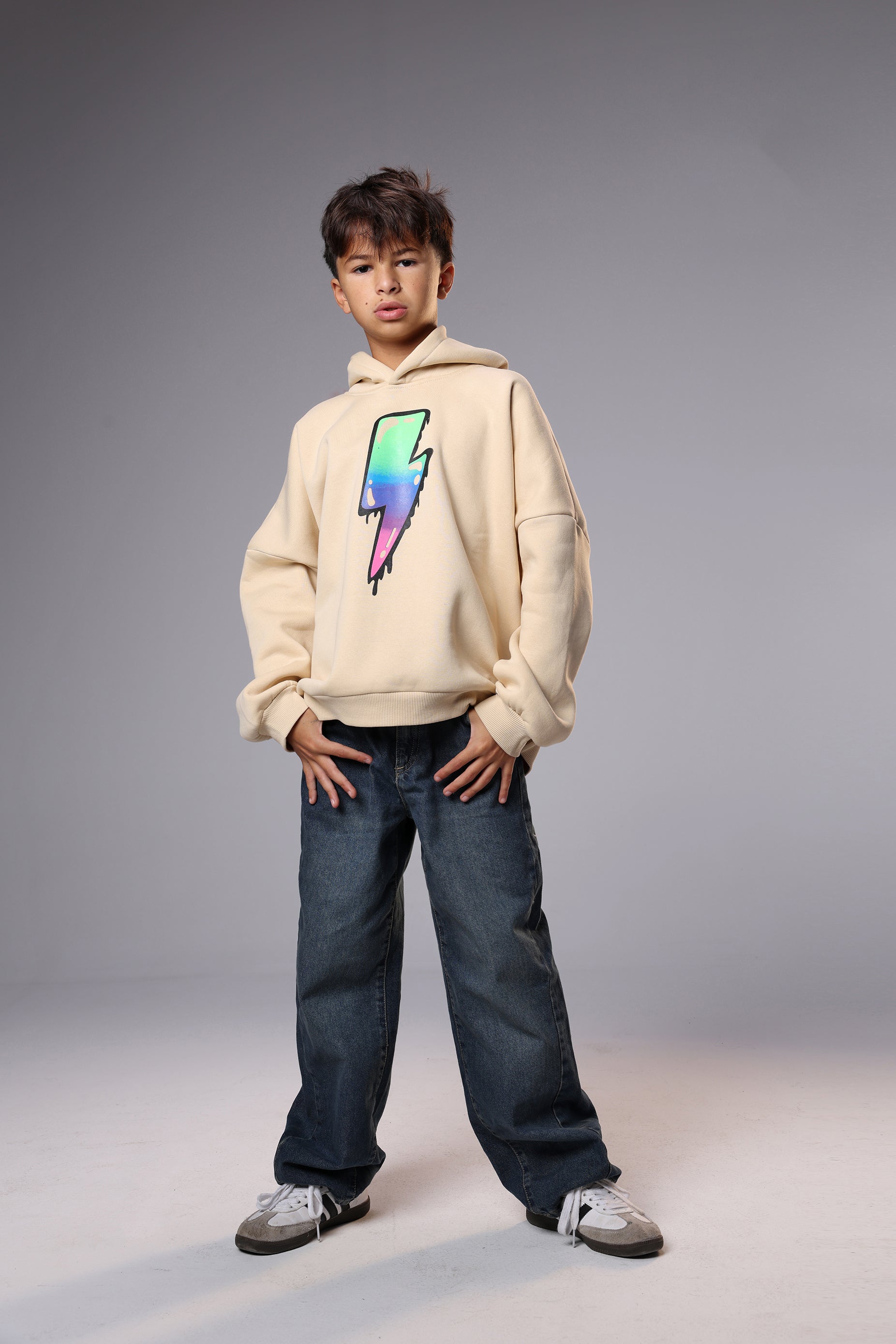 Graffiti Lightning Hoodie beige – Bold Energy, Urban Vibes AMAZING