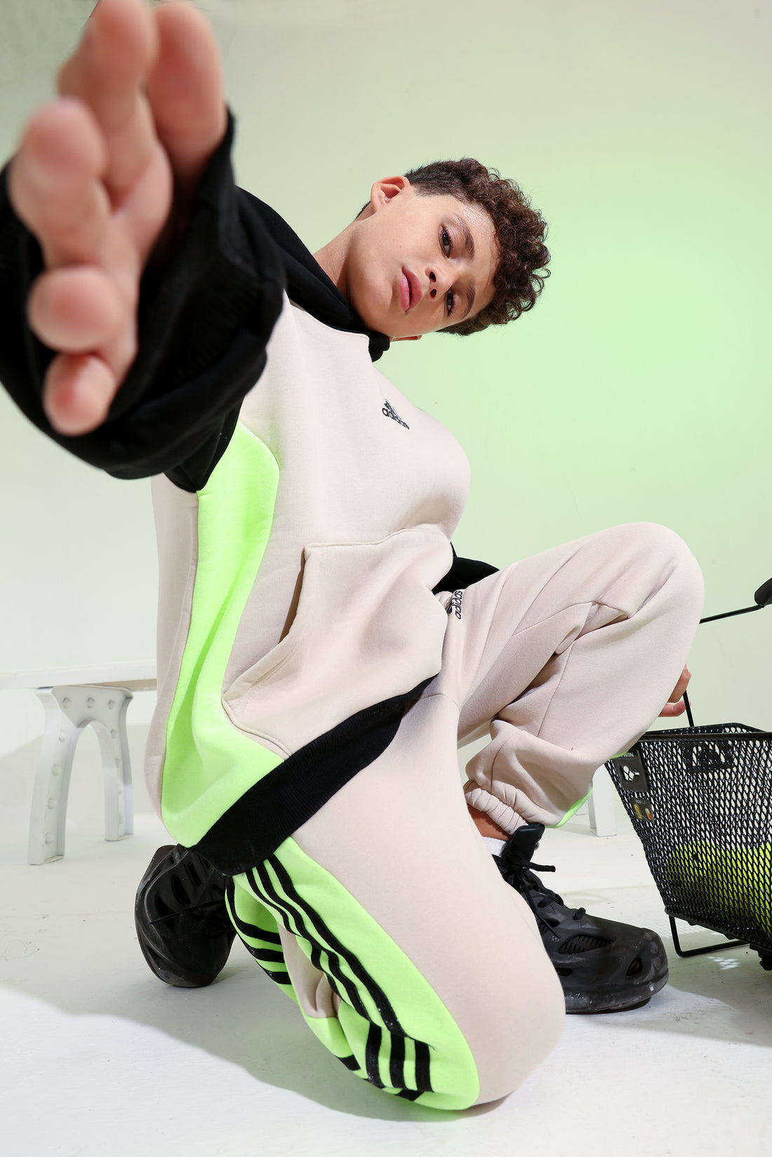 Kids Hoodie & Jogger Set – Neon Detail Sport Style