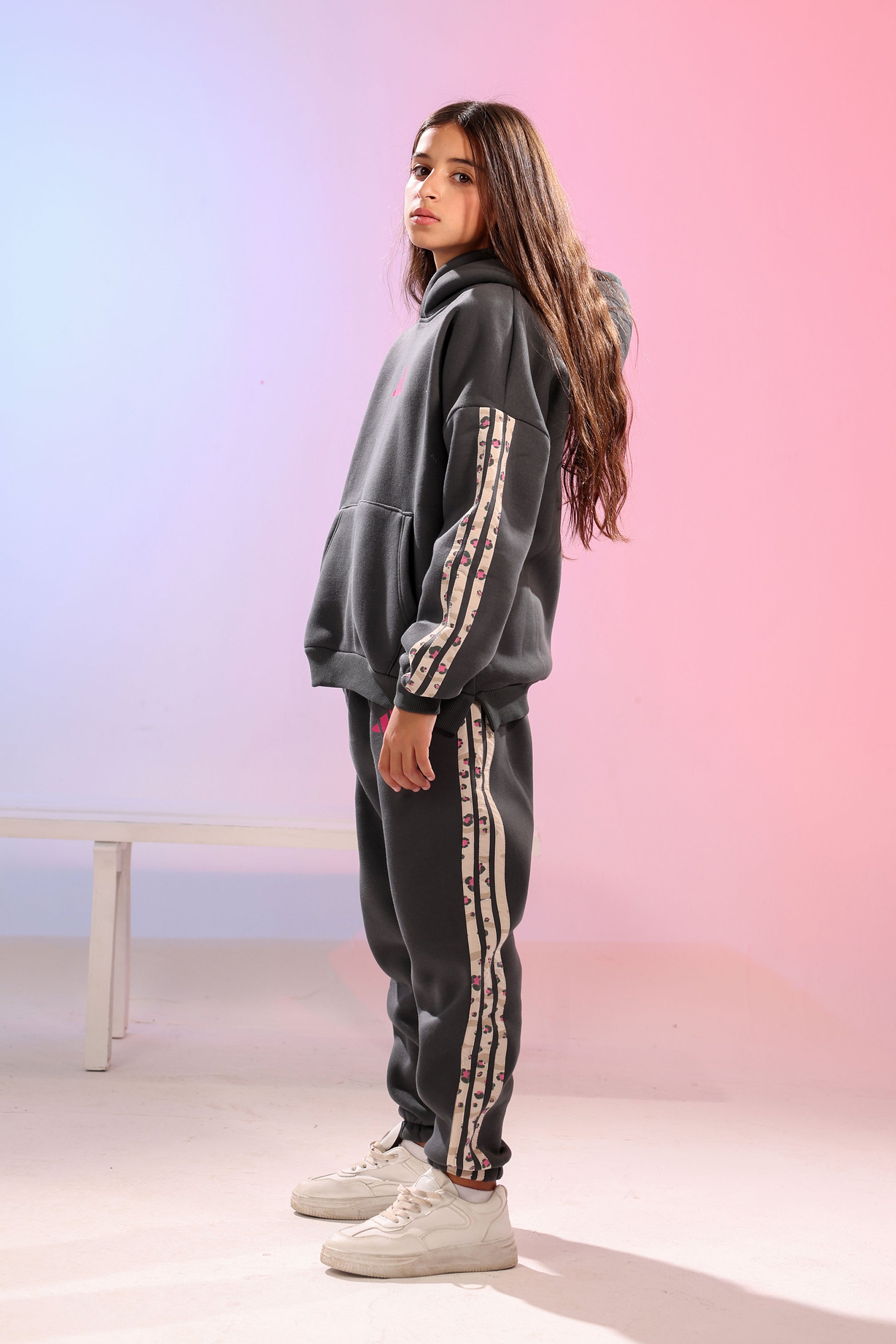 Kids sporty Hoodie & Jogger Set – Grey with Contrast Side Stripes