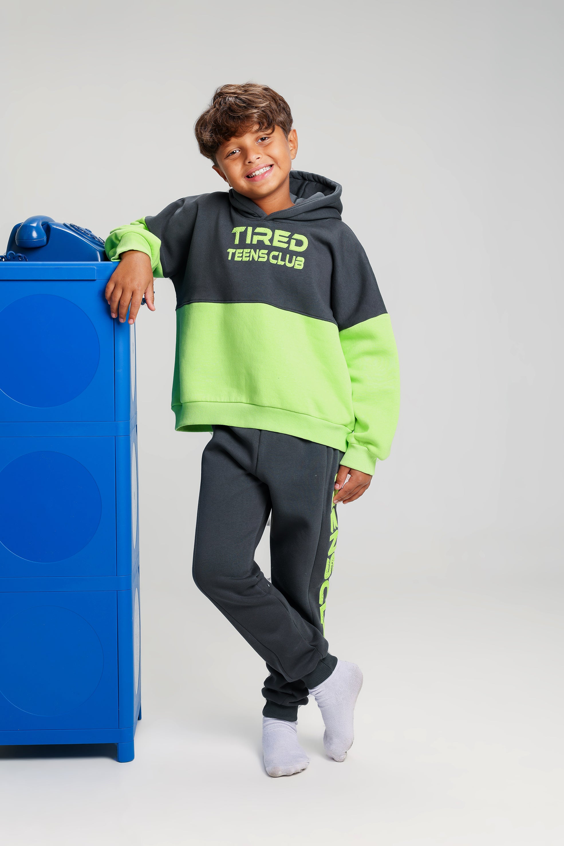 Boys’ GREY & LEMON Melton Cotton Winter Tracksuit – “Tired Teens Club” Printed Hoodie & Pants Set