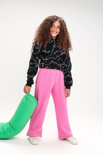 Girls Black & Pink Tracksuit – Fun Contrast & Cozy Winter Vibes