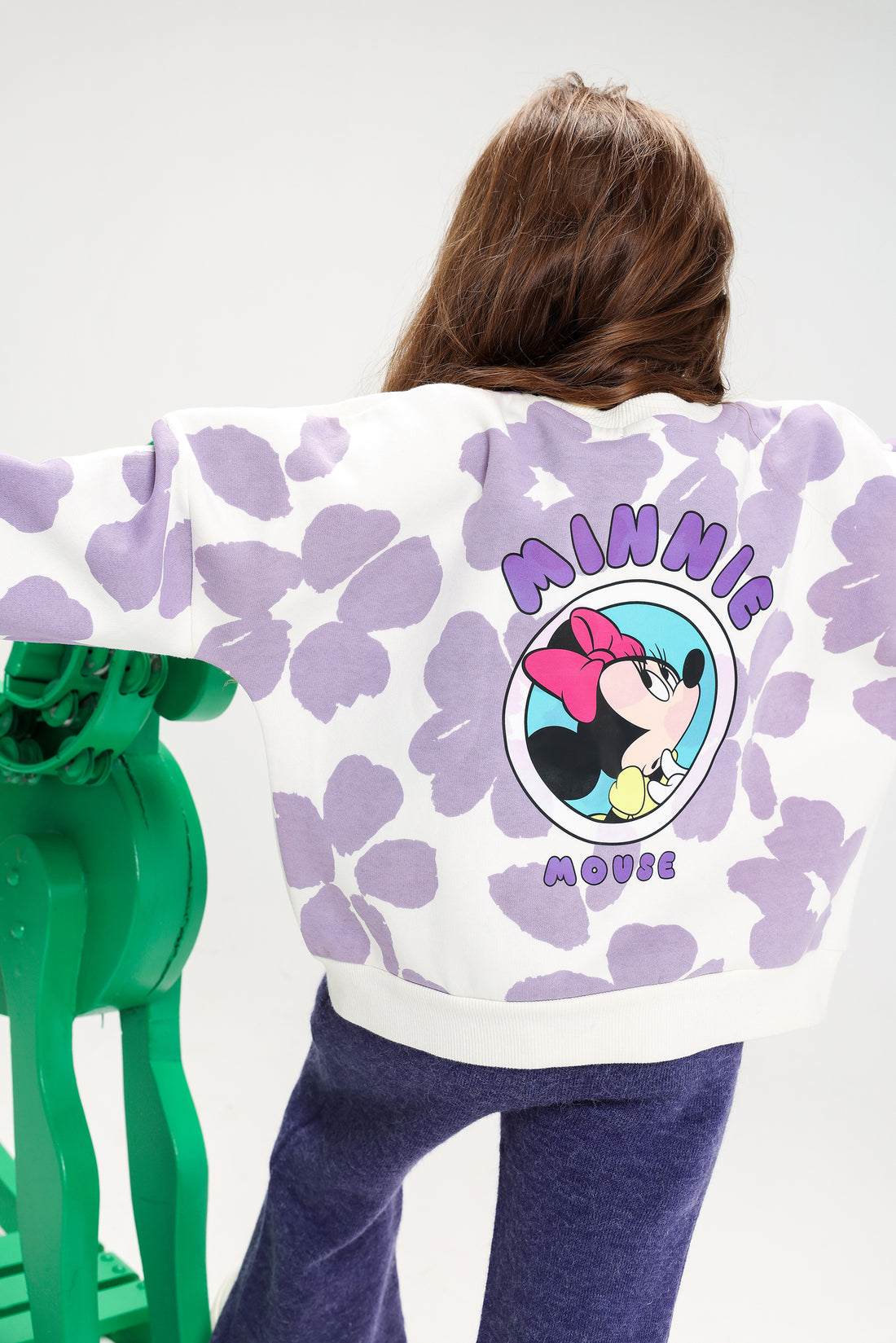 Girls’ Minnie Mouse Melton Cotton Winter Outfit – 2-Piece Sweatshirt & Wide-Leg Pants Set (white & purple)