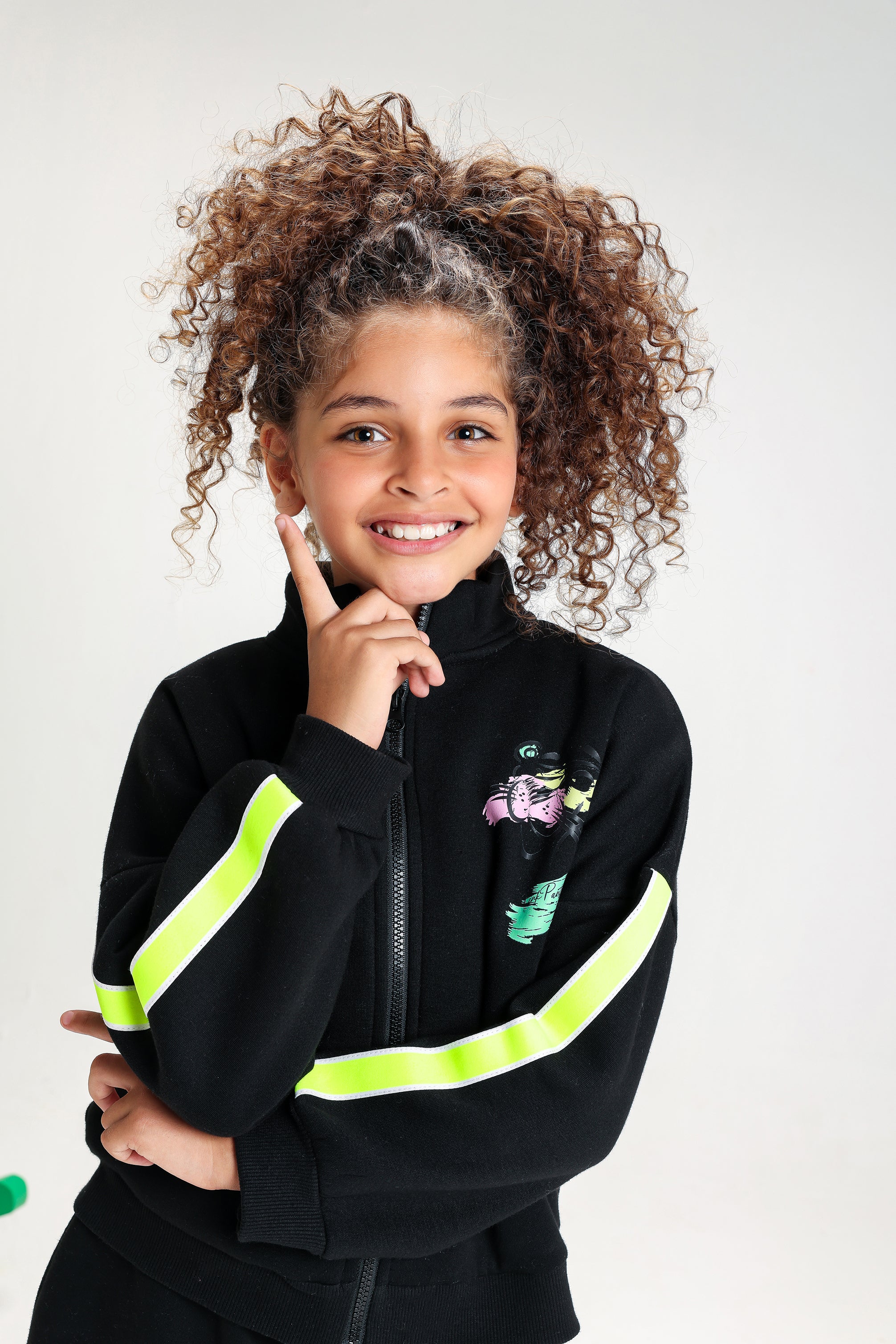 Pink Panther Black Tracksuit – Neon Touch & Cozy Winter Style