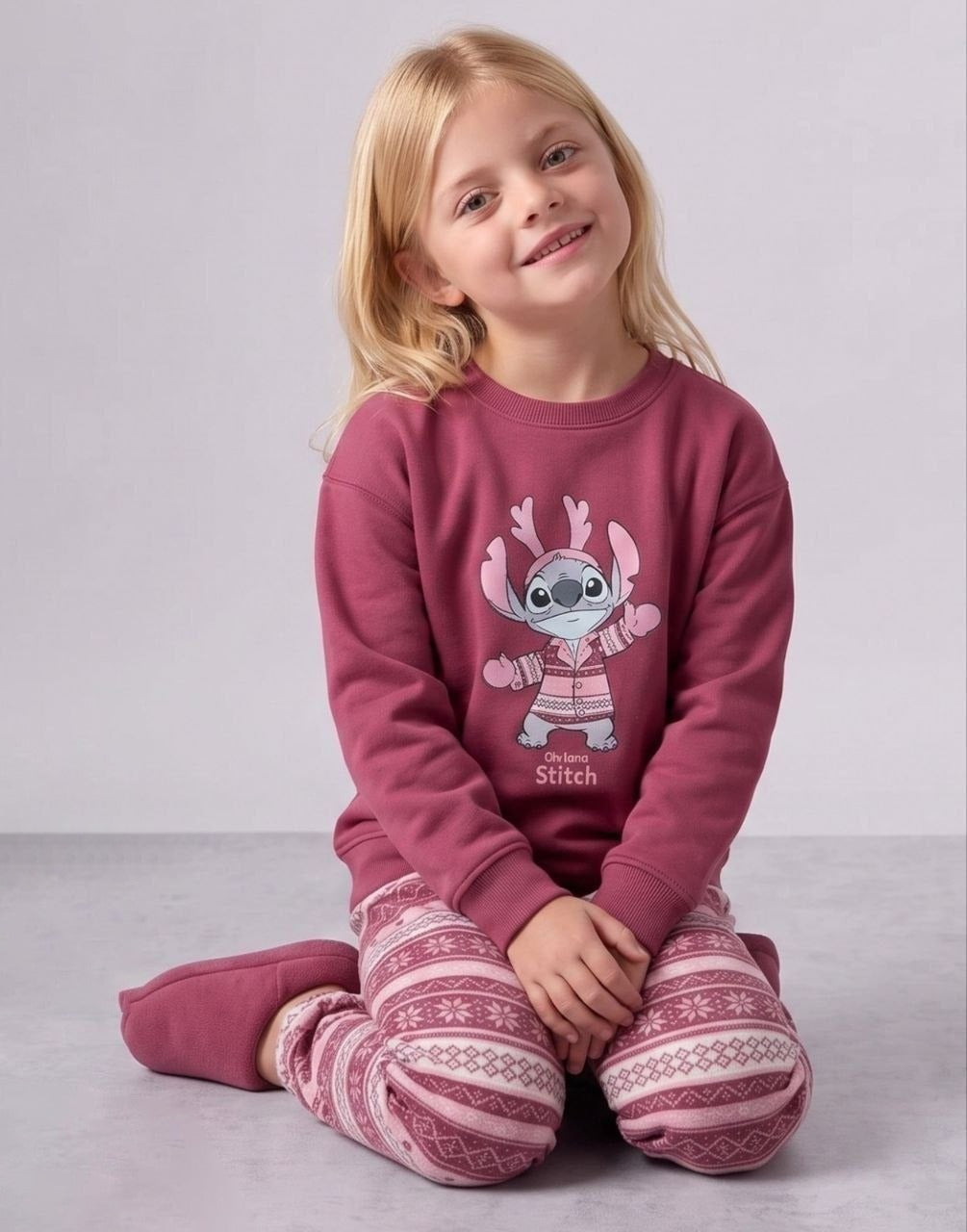 Girls’ Stitch Winter Wonderland Burgundy Sweatshirt & Printed Pants Set