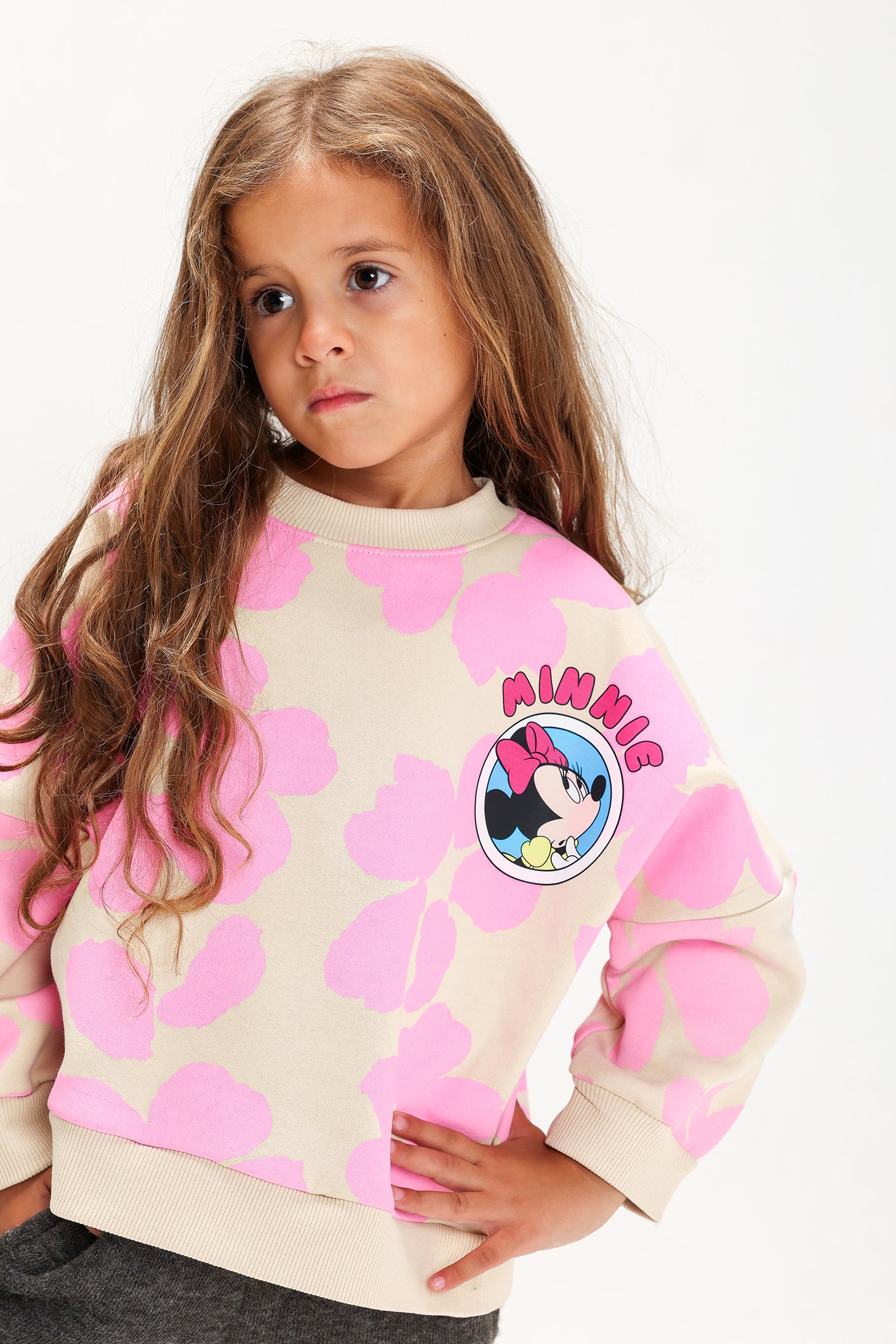 Girls’ Minnie Mouse Melton Cotton Winter Outfit – 2-Piece Sweatshirt & Wide-Leg Pants Set (Beige & Pink)