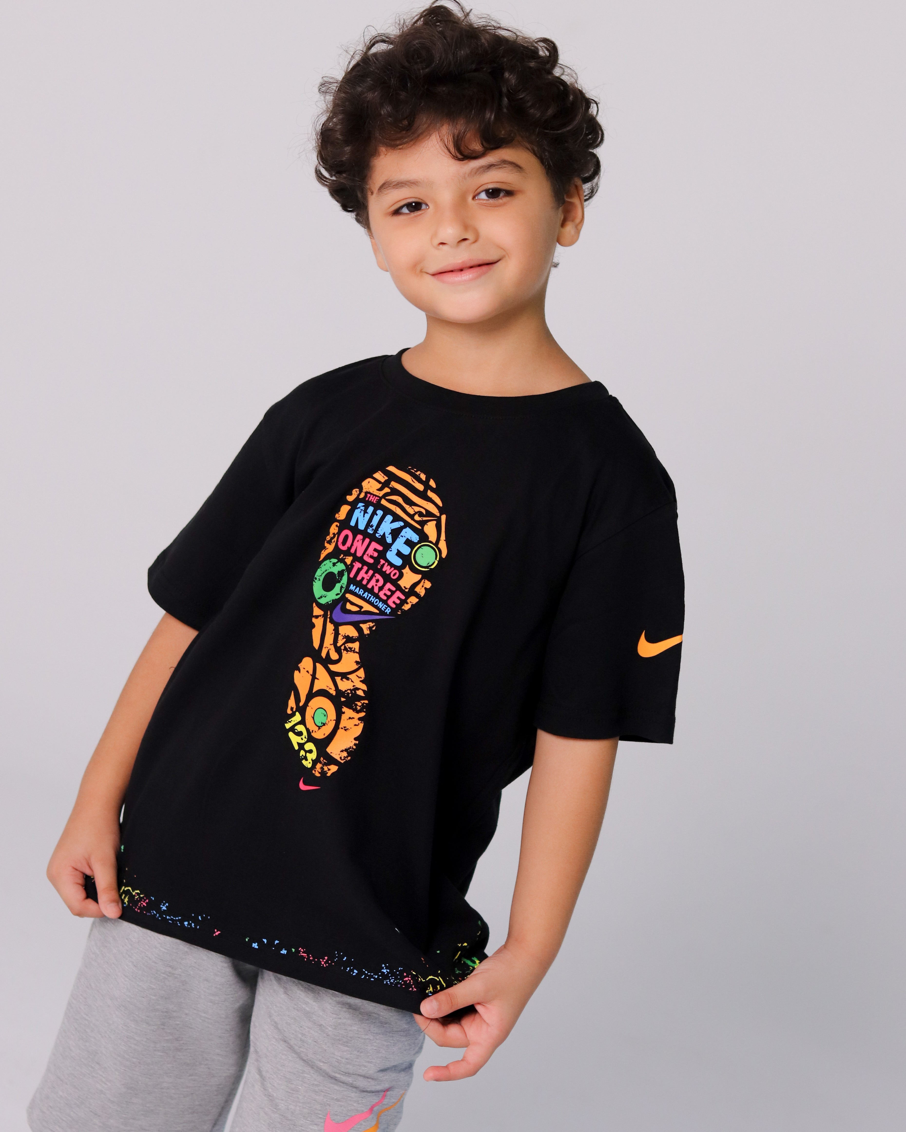 Boys' Black Nike T-Shirt with Footprint Print & Light Grey Shorts Set