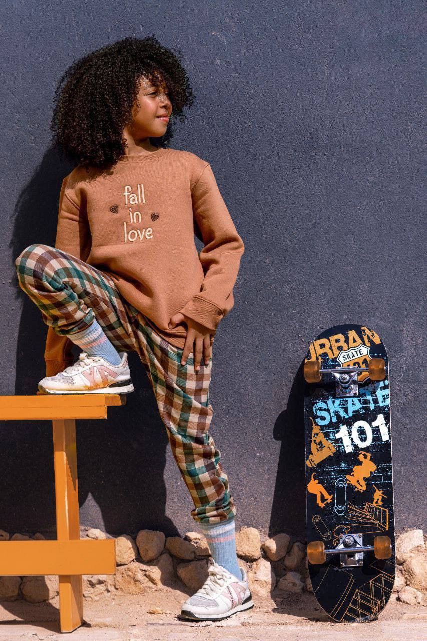 Fall in Love Outfit – Cozy Girls’ Plaid Winter Set