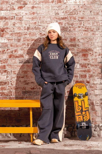 Chic Sport Tracksuit – Girls’ Cosy Club Edition