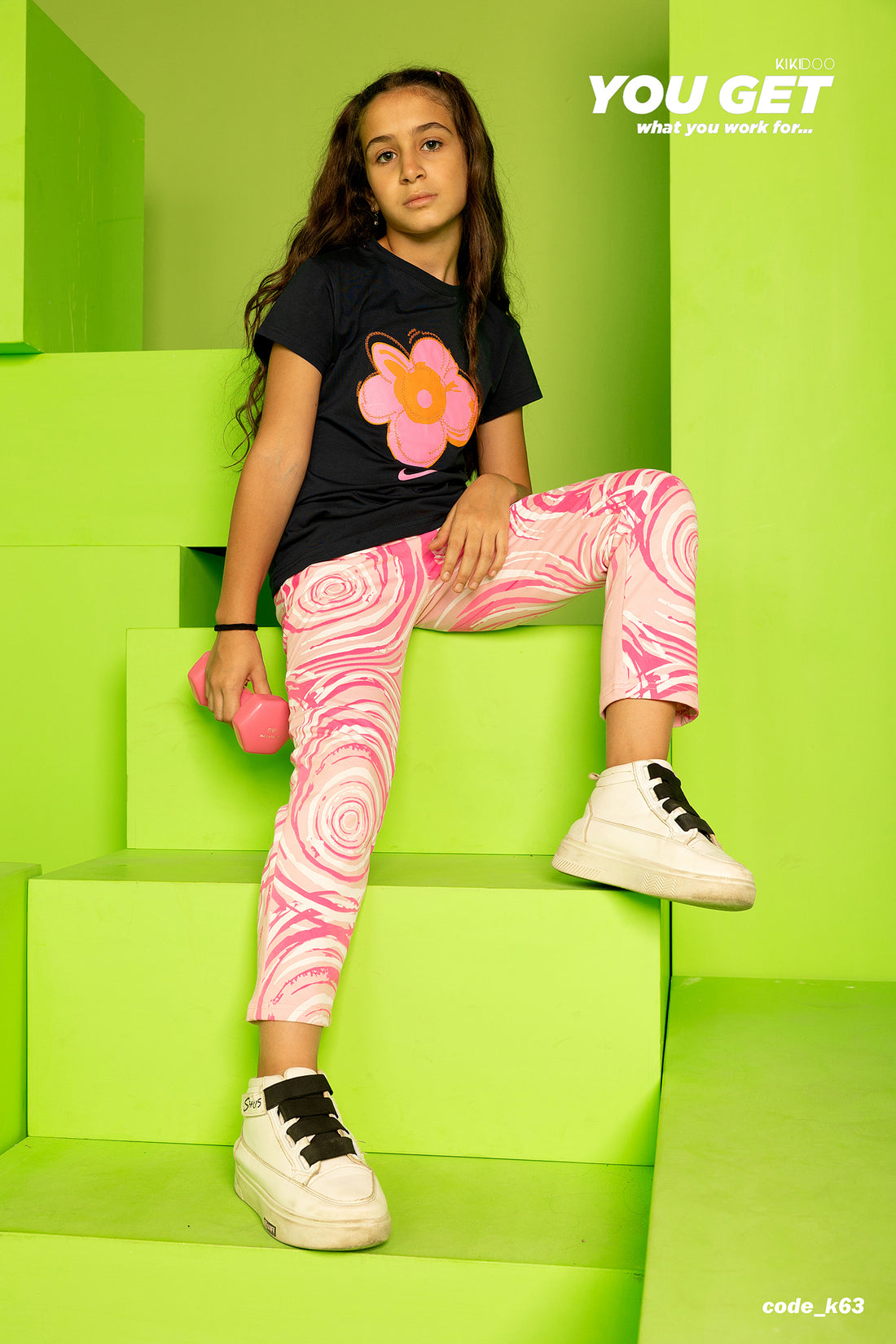 Girls’ Floral Print Sports Set – Black Tee with Pink Flower & Marble Leggings