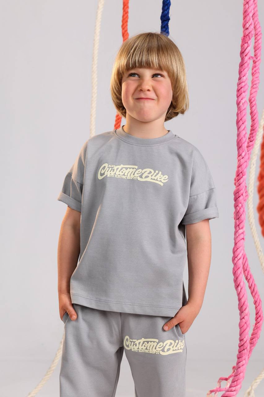 Kids Oversized Summer Set – Grey Graphic T-Shirt & Matching Shorts