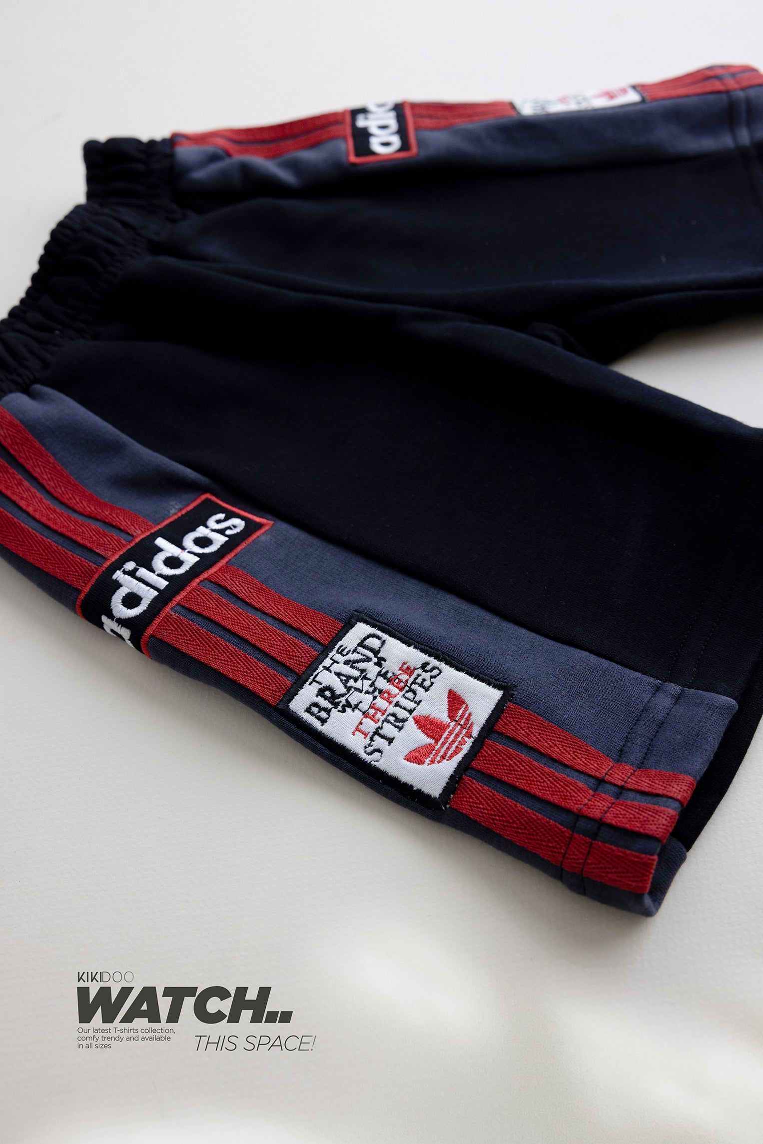 Adidas-Inspired Boys’ Summer Set – grey Tee with red Stripes & black Shorts