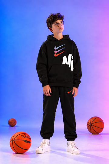 Boys’ Nike Graphic Hoodie & Jogger Set – Black