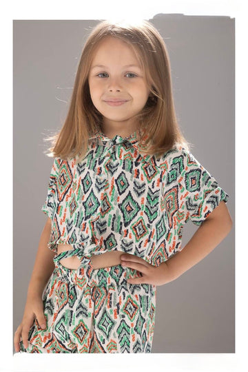 Girls Tie-Front Crop Top & Matching Shorts Set – Printed Summer Outfit
