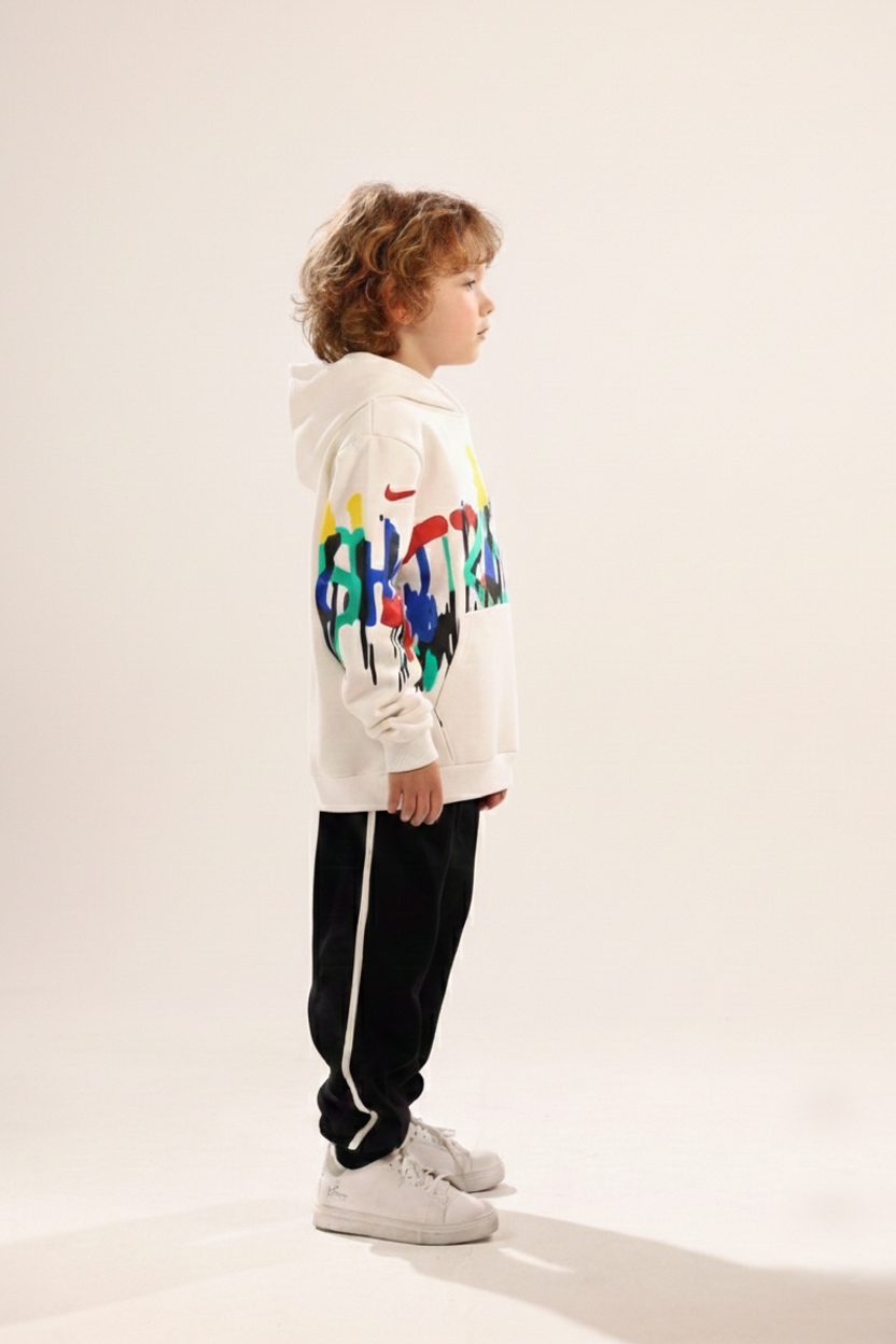 Boys Graphic Hoodie Set – White Hoodie & Black Jogger Pants k