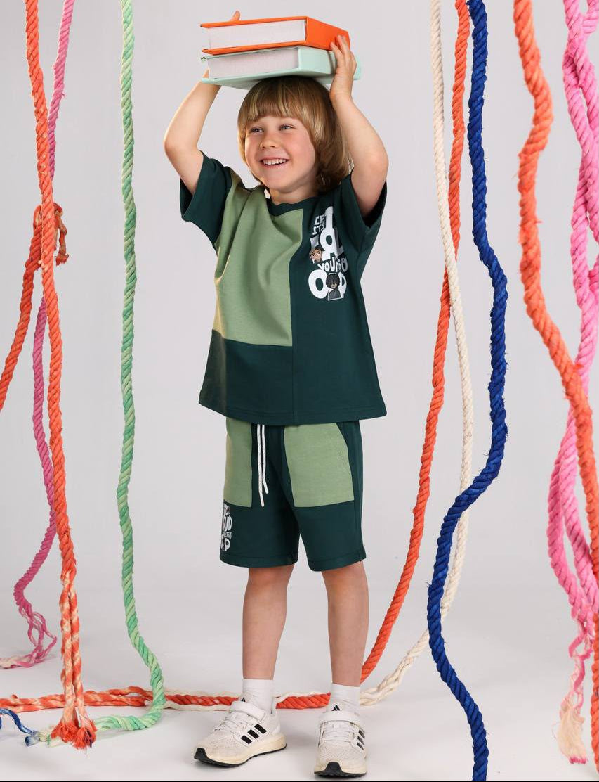 Kids Color Block Summer Outfit Set – Oversized Graphic T-Shirt & Drawstring Shorts in Dark Green