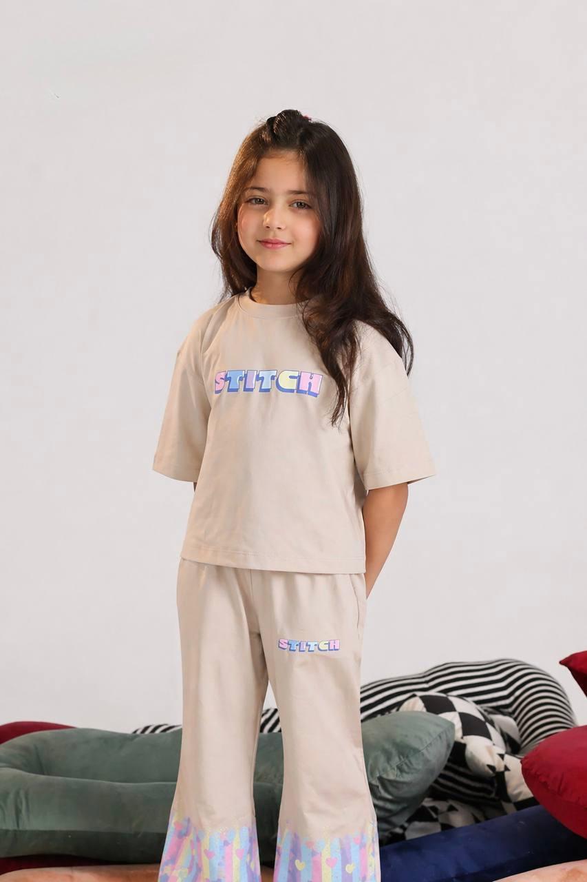 Girls Stitch Print Beige T-Shirt & Wide-Leg Pants Set – Soft Cotton Outfit