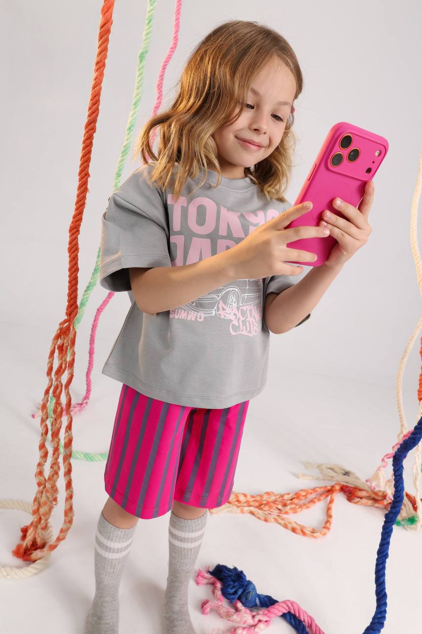Girls Tokyo Japan Summer Set – Grey Oversized T-Shirt & Pink Striped Shorts