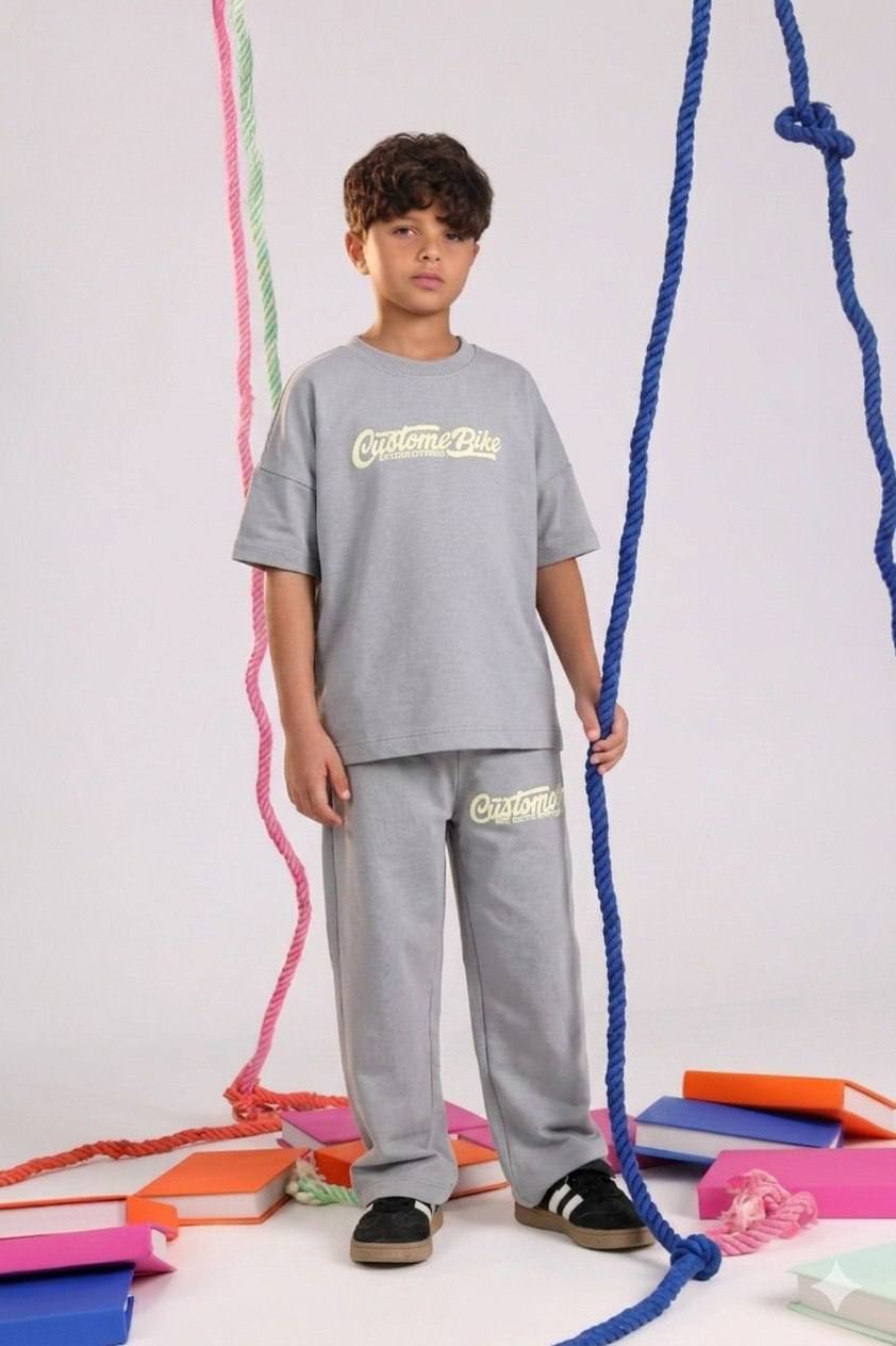 Kids Oversized Summer Set – Grey Graphic T-Shirt & Matching Shorts