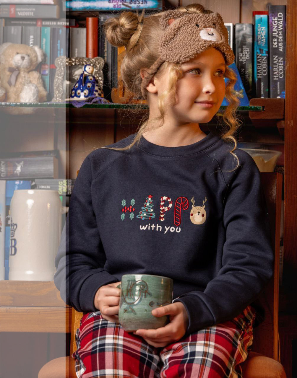 Holiday Girls’ Sleepwear – Red Plaid Pants & Festive Top