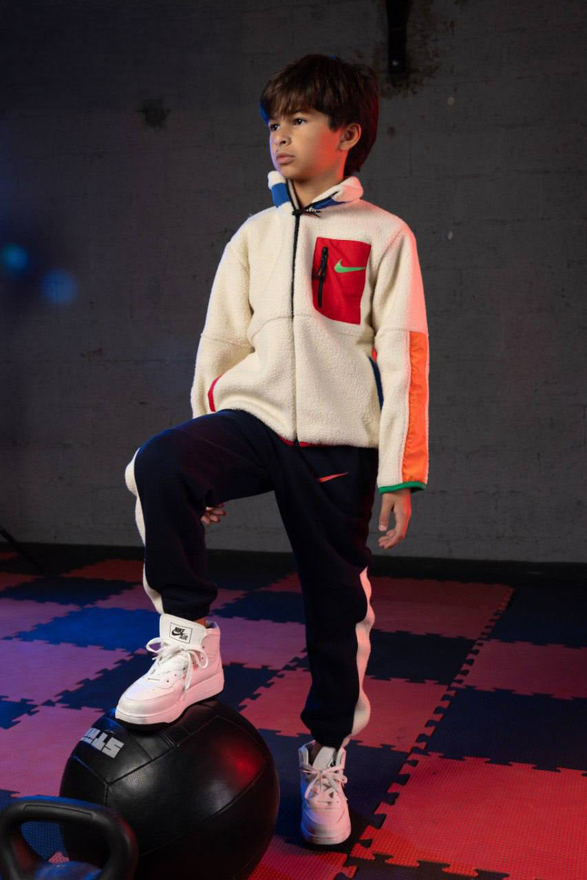 Boys Fleece Color Block Tracksuit – Warm, Sporty & Stylish Comfort