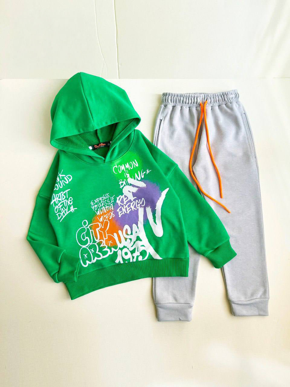 Graffiti Vibes Boys’  Green Hoodie Set – Stylish & Cozy