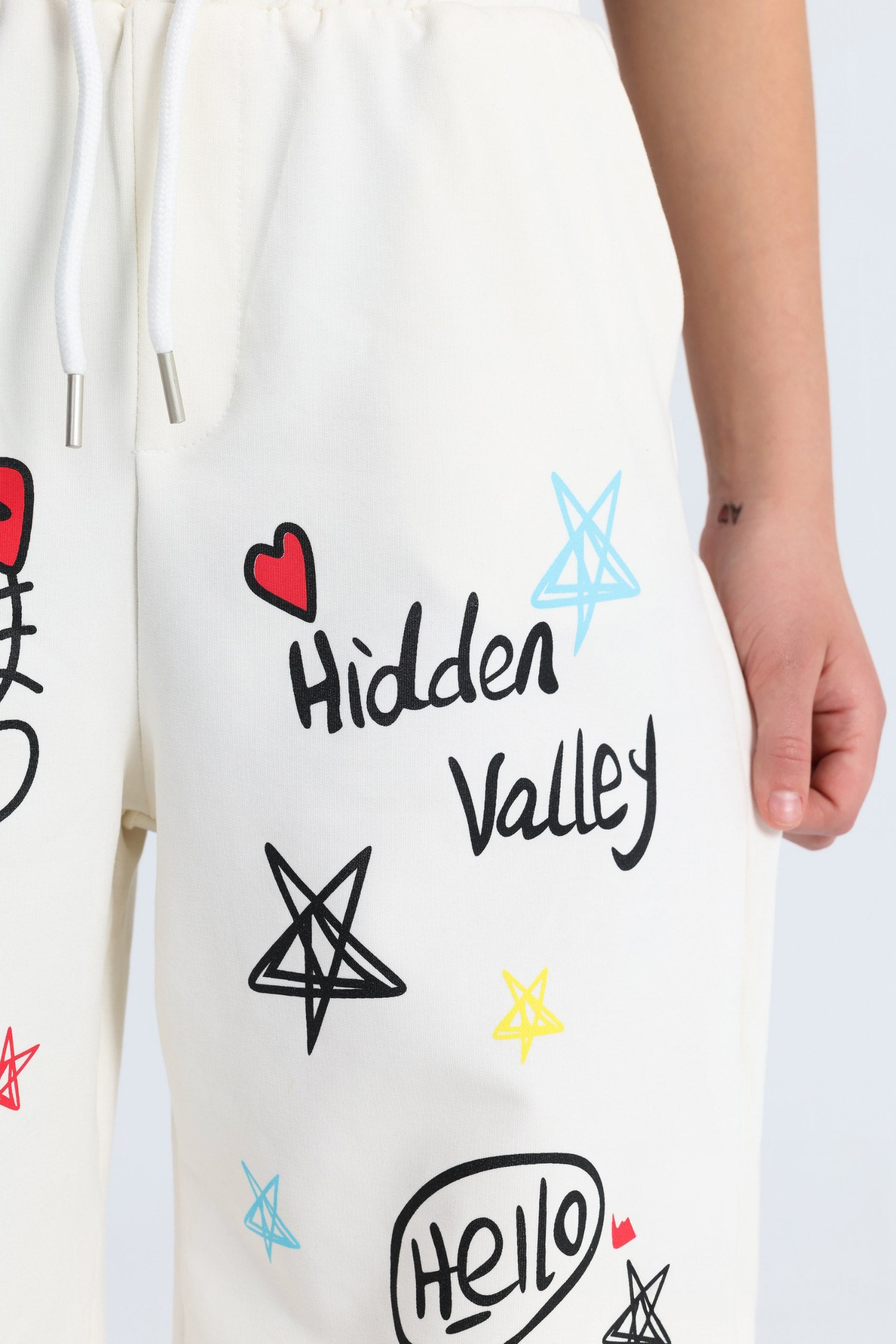 Girls Cartoon Wide Leg Sweatpants – White Graphic Streetwear Pants